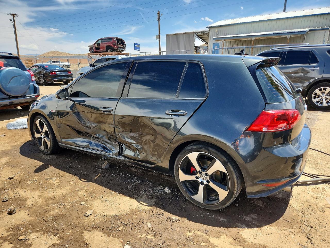 2016 VOLKSWAGEN GTI S — снимка 2