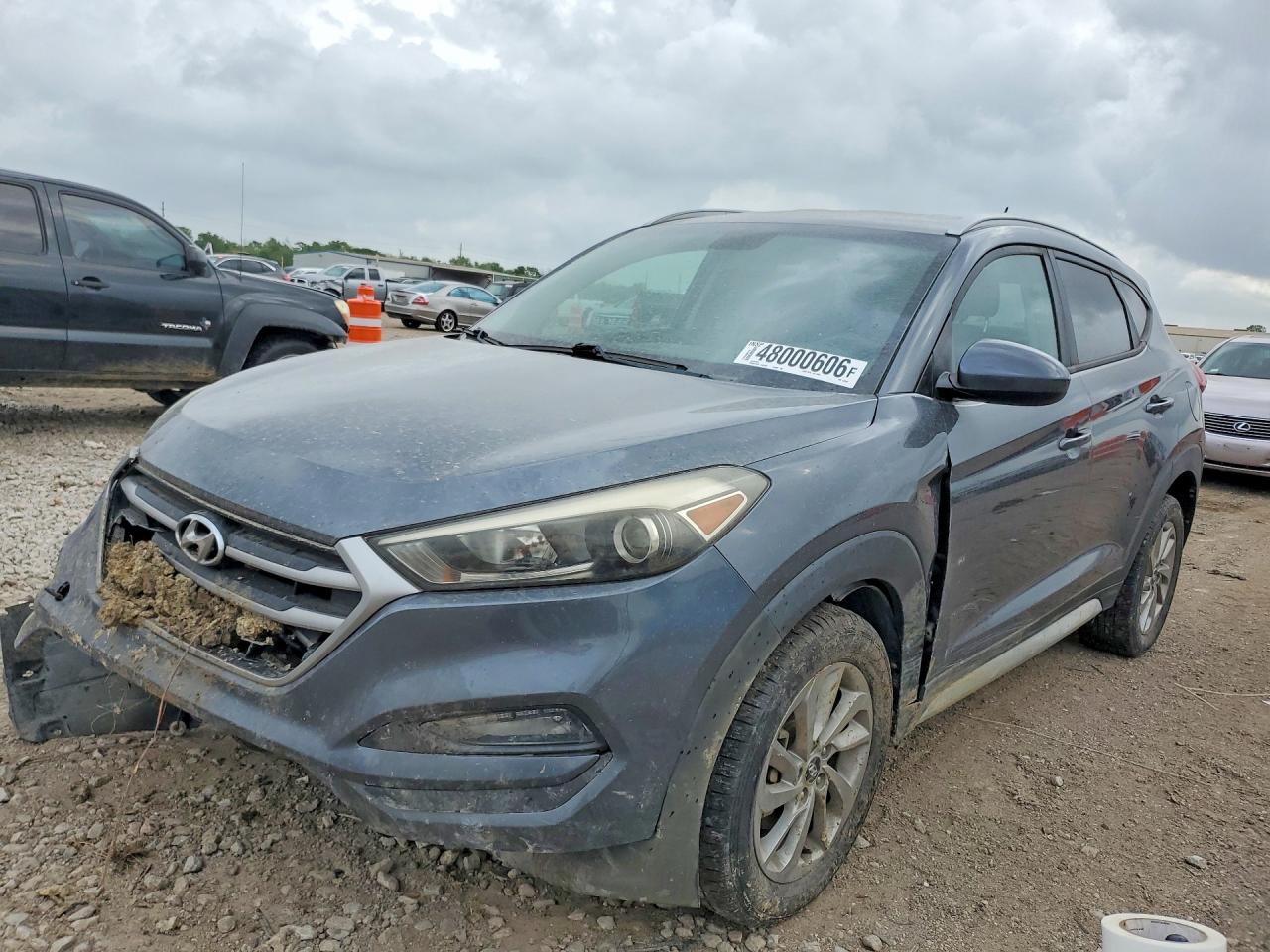 2017 HYUNDAI TUCSON SE