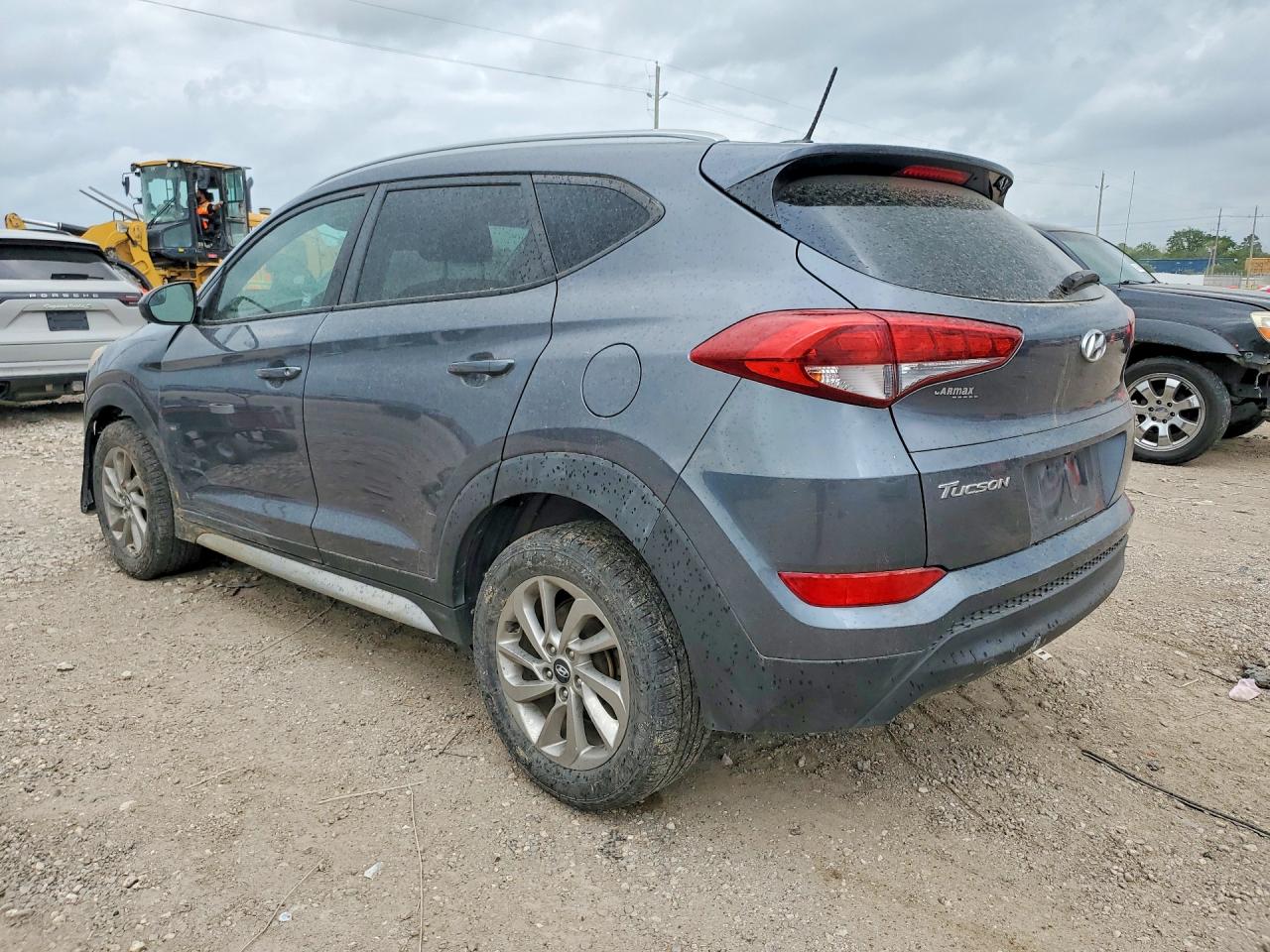 2017 HYUNDAI TUCSON SE — снимка 2