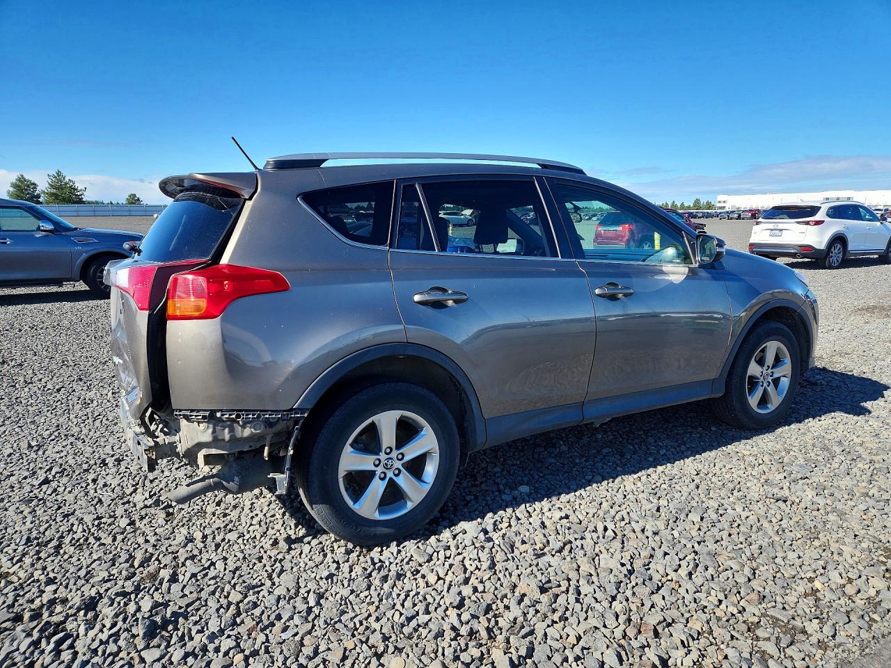 2015 TOYOTA RAV4 XLE — снимка 3