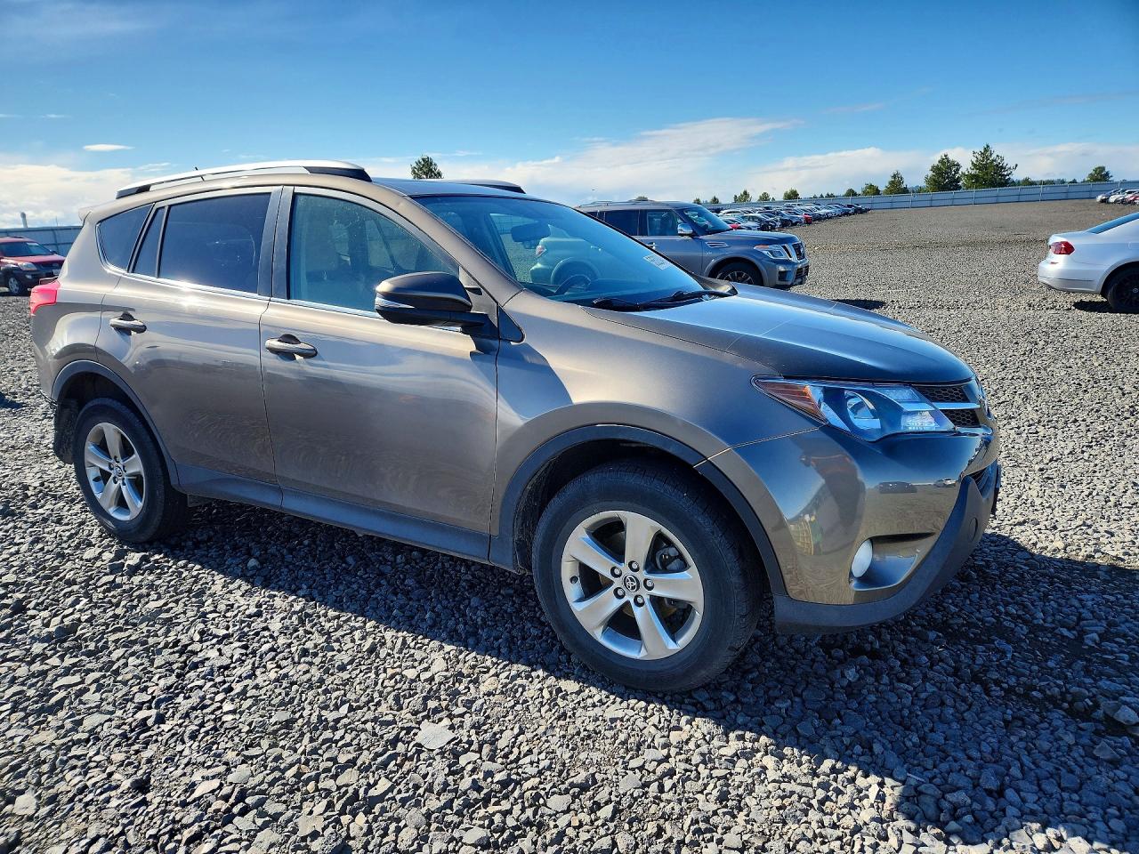2015 TOYOTA RAV4 XLE — снимка 4