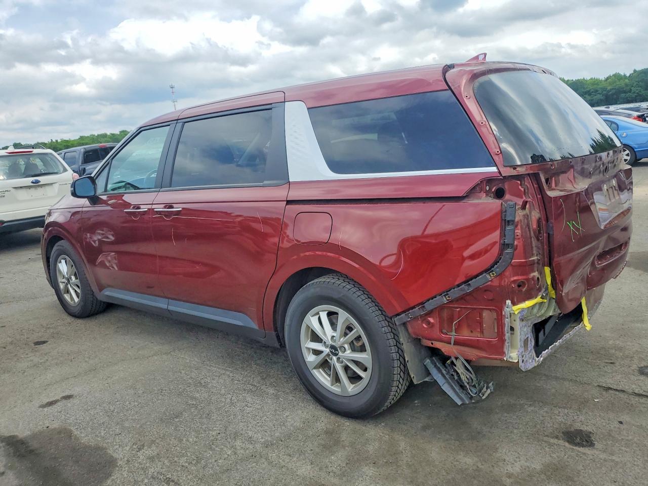 2022 KIA CARNIVAL LX — снимка 2