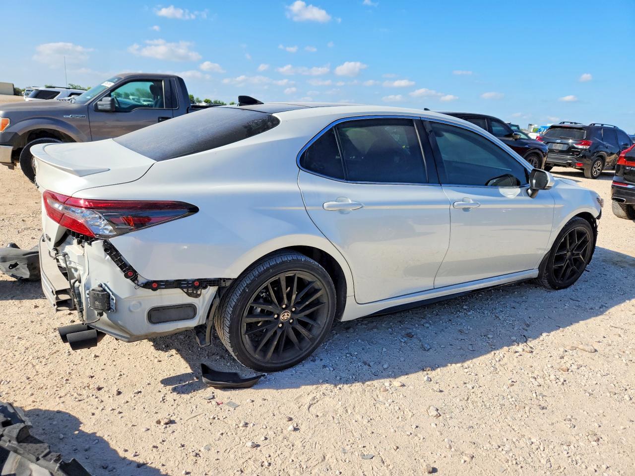 2023 TOYOTA CAMRY XSE — снимка 3