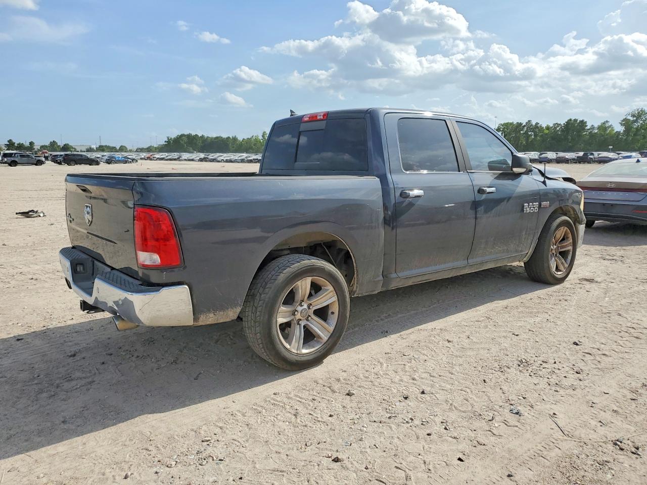 2016 RAM 1500 SLT — снимка 3