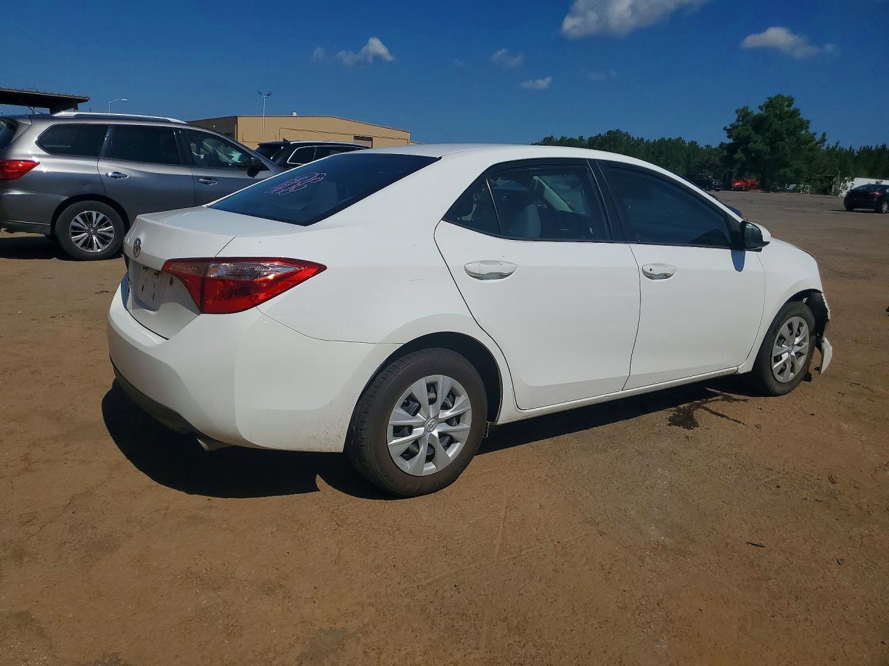 2018 TOYOTA COROLLA L — снимка 3