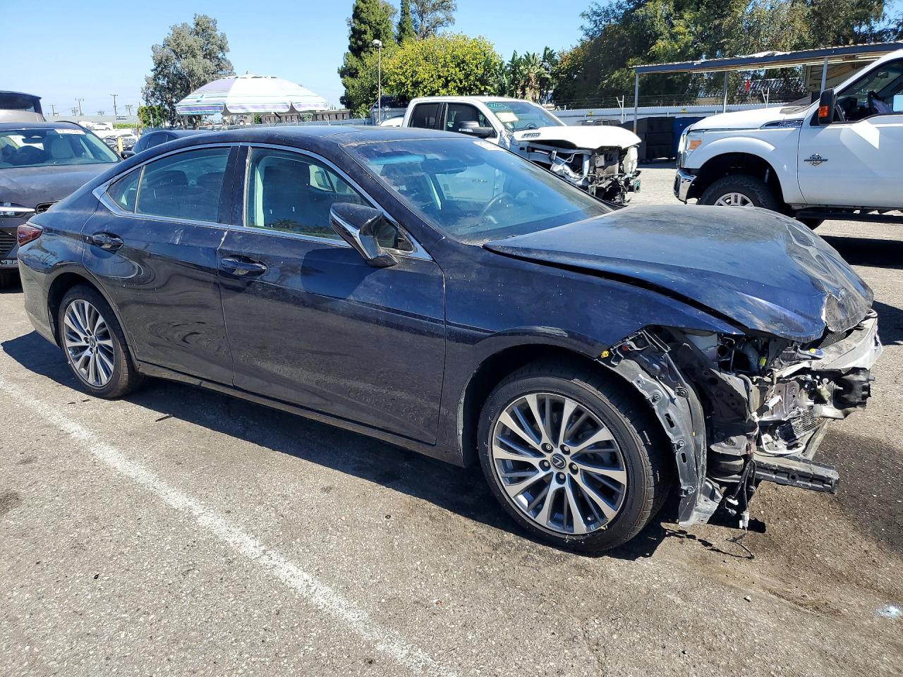 2019 LEXUS ES 350 — снимка 4