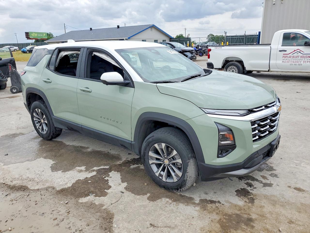 2025 CHEVROLET EQUINOX LT — снимка 4