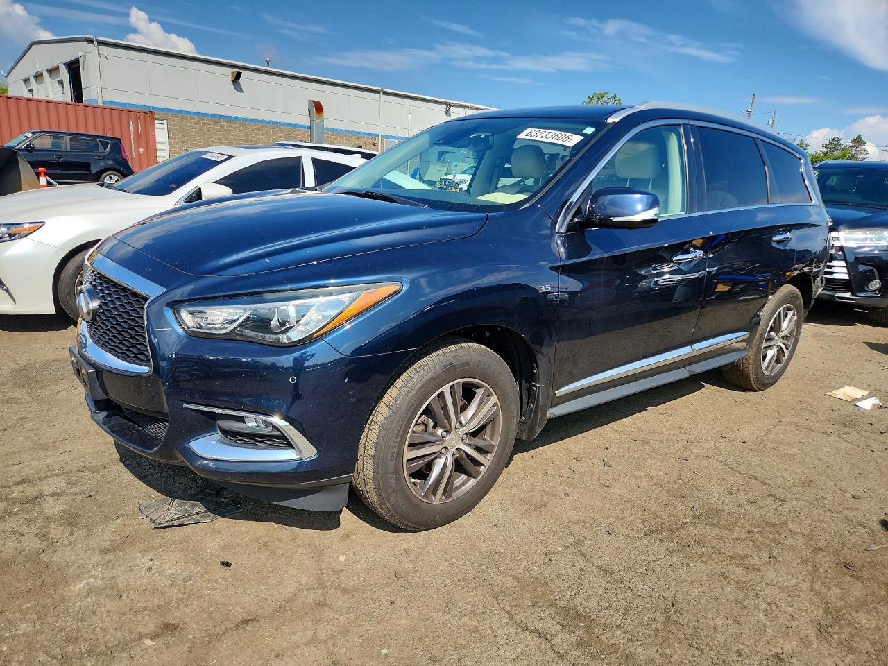2019 INFINITI QX60 LUXE