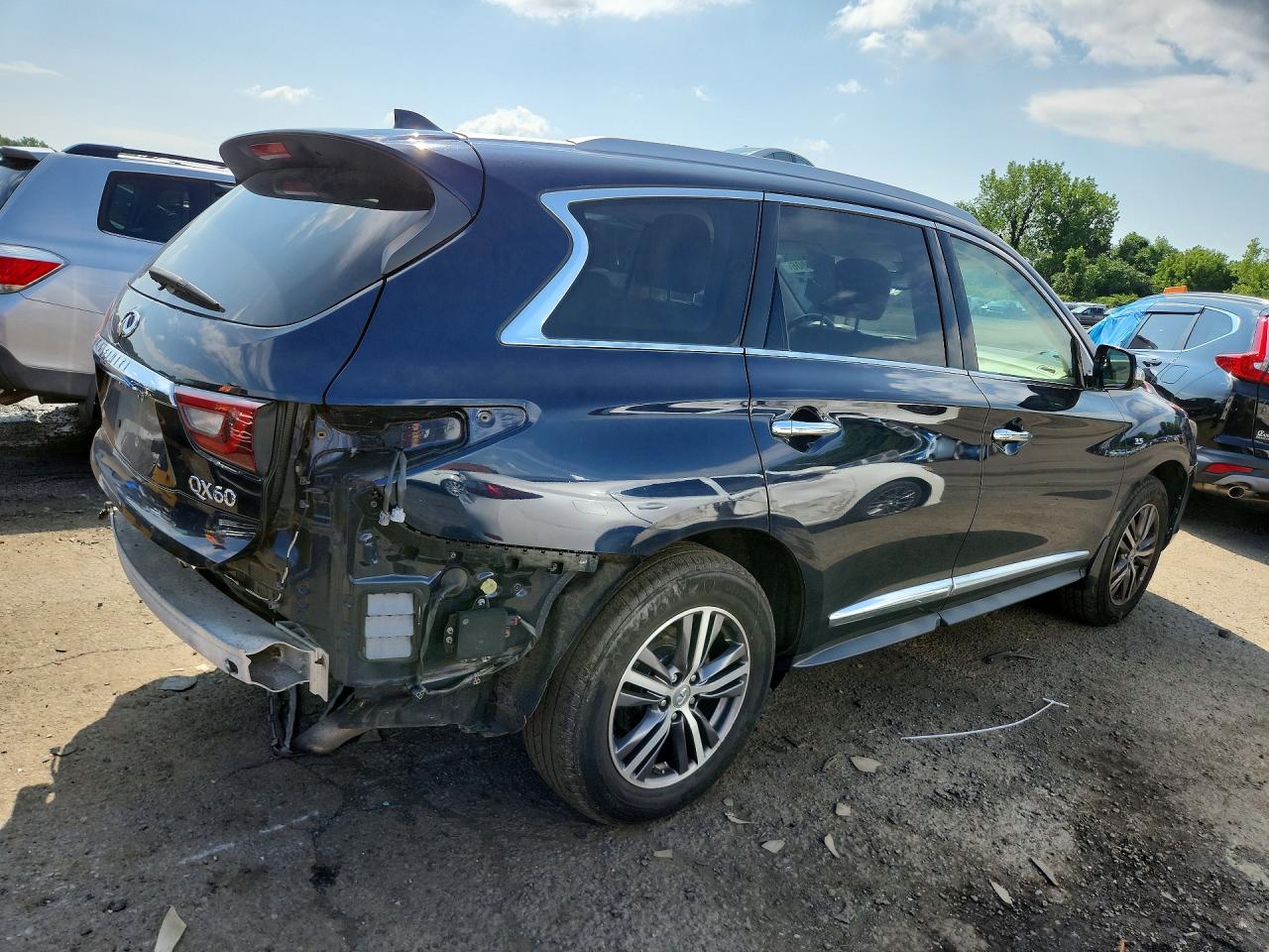 2019 INFINITI QX60 LUXE — снимка 3