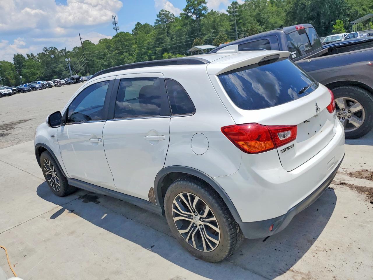 2017 MITSUBISHI OUTLANDER SPORT SEL — снимка 2