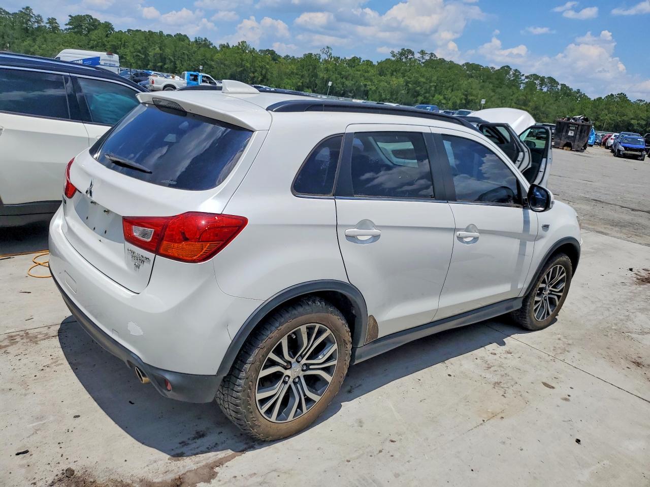 2017 MITSUBISHI OUTLANDER SPORT SEL — снимка 3