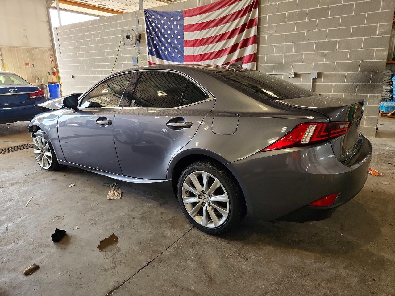 2014 LEXUS IS 250 — снимка 2