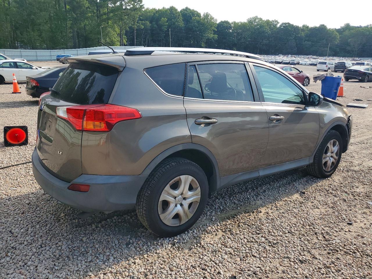 2015 TOYOTA RAV4 LE (X GRADE) — снимка 3