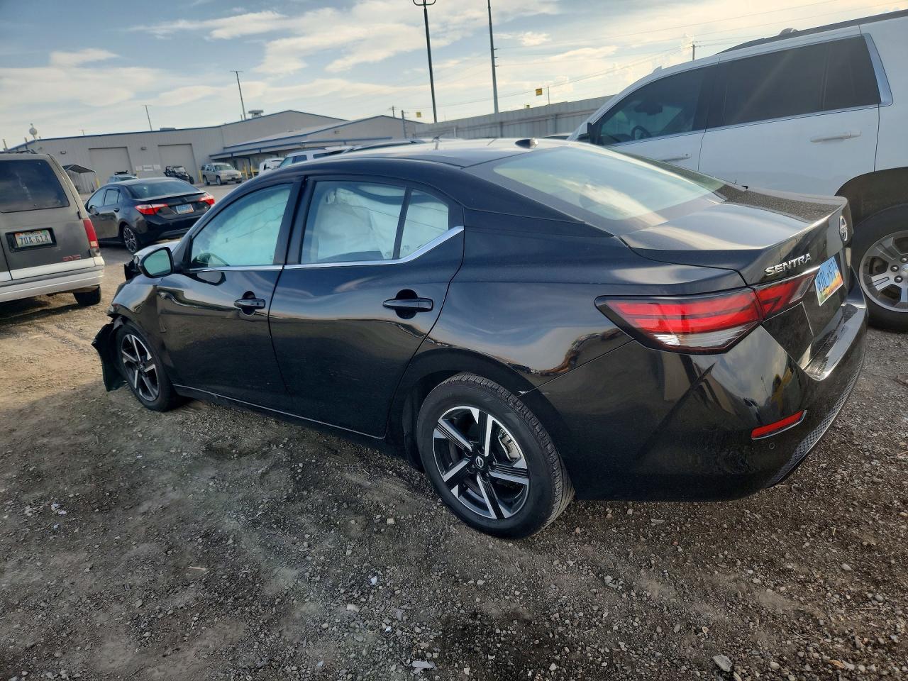 2024 NISSAN SENTRA SV — снимка 2
