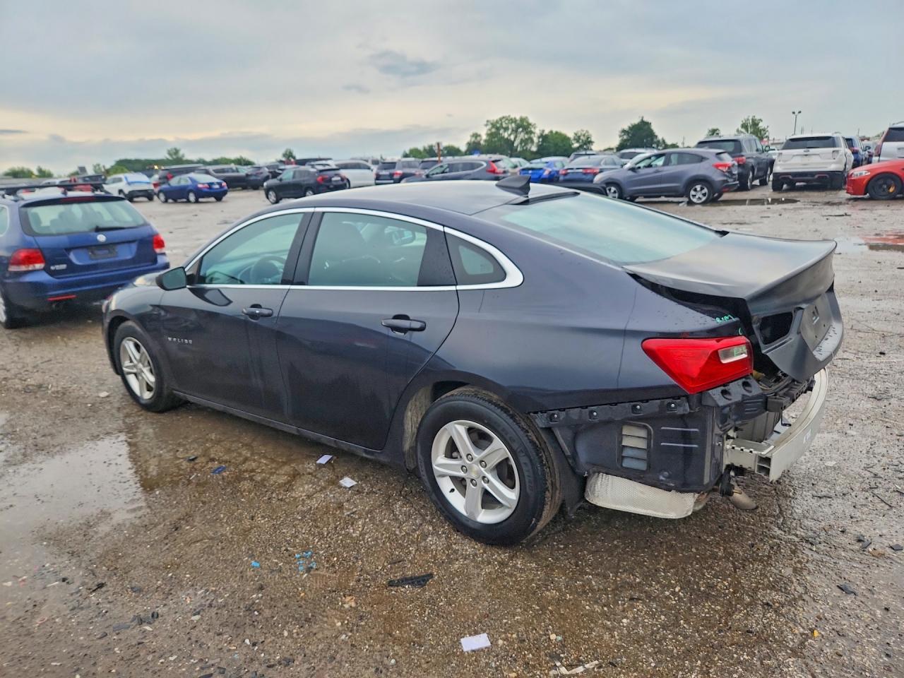 2022 CHEVROLET MALIBU LS — снимка 2