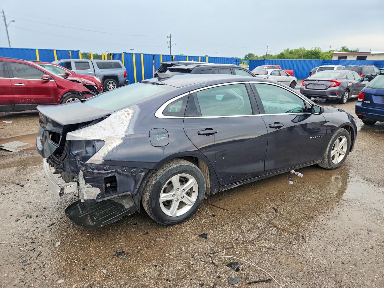2022 CHEVROLET MALIBU LS — снимка 3