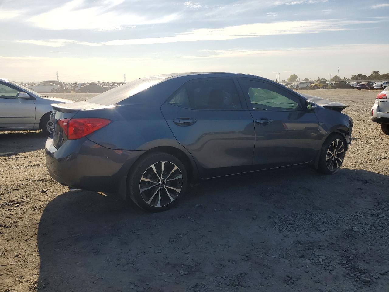 2017 TOYOTA COROLLA SE — снимка 3