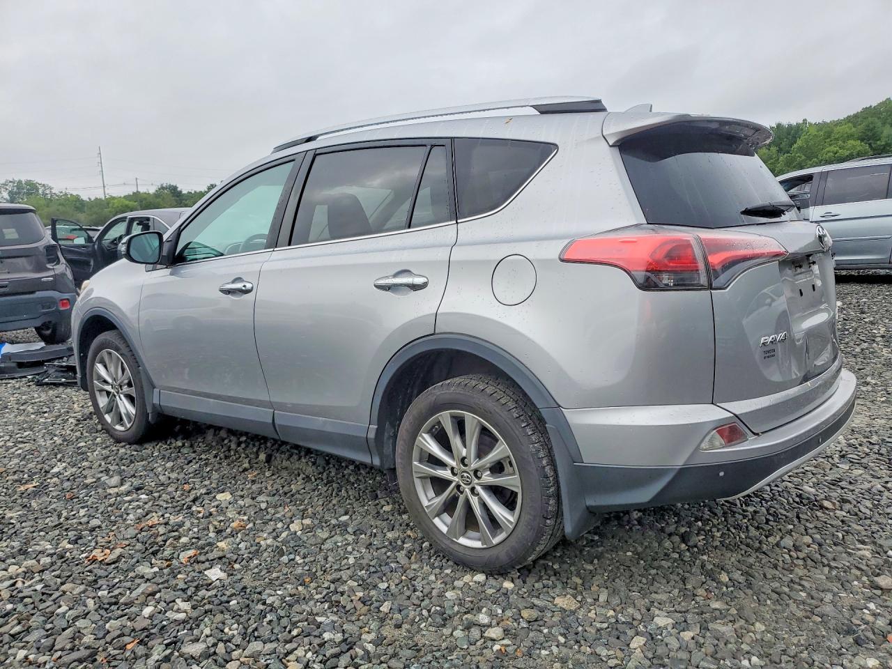 2016 TOYOTA RAV4 LIMITED — снимка 2