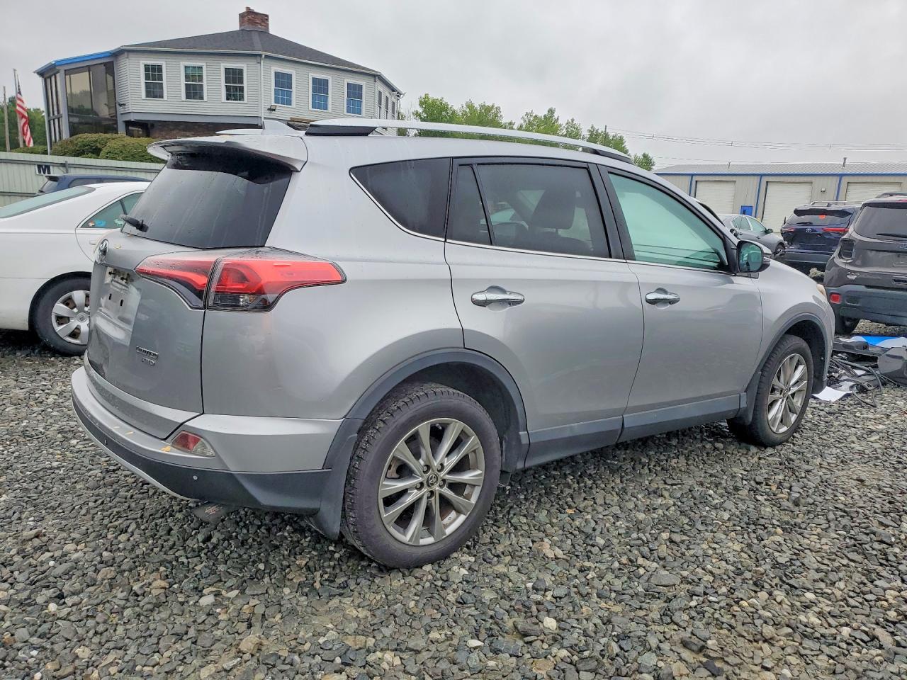 2016 TOYOTA RAV4 LIMITED — снимка 3