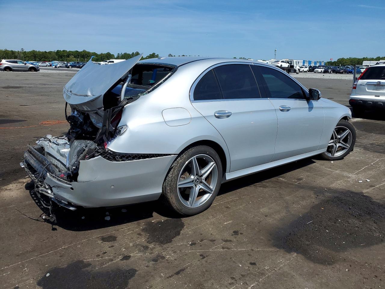2019 MERCEDES-BENZ E 300 — снимка 3