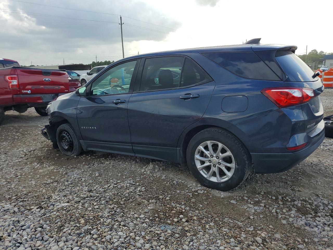 2019 CHEVROLET EQUINOX LS — снимка 2