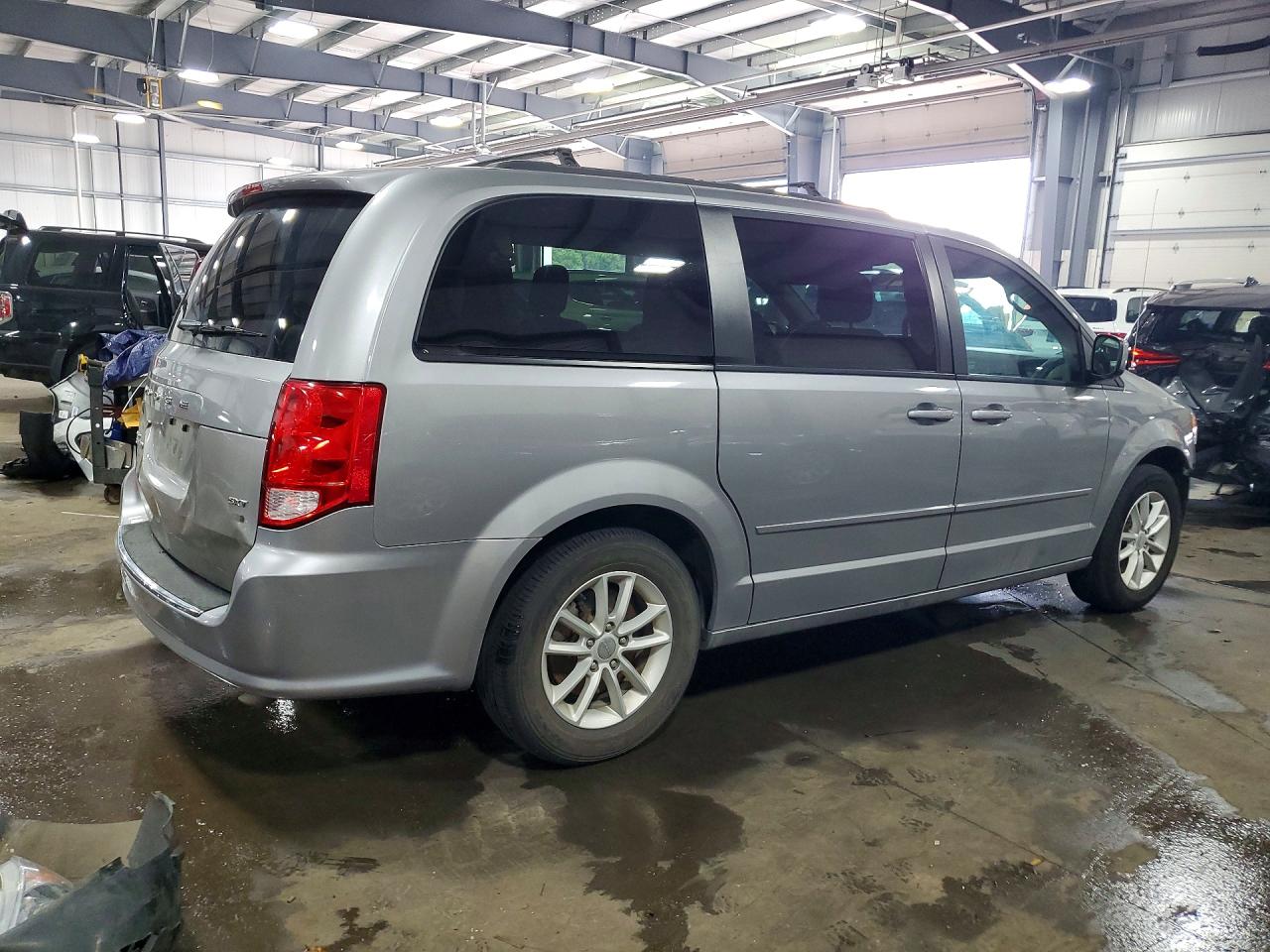 2016 DODGE GRAND CARAVAN SXT — снимка 3