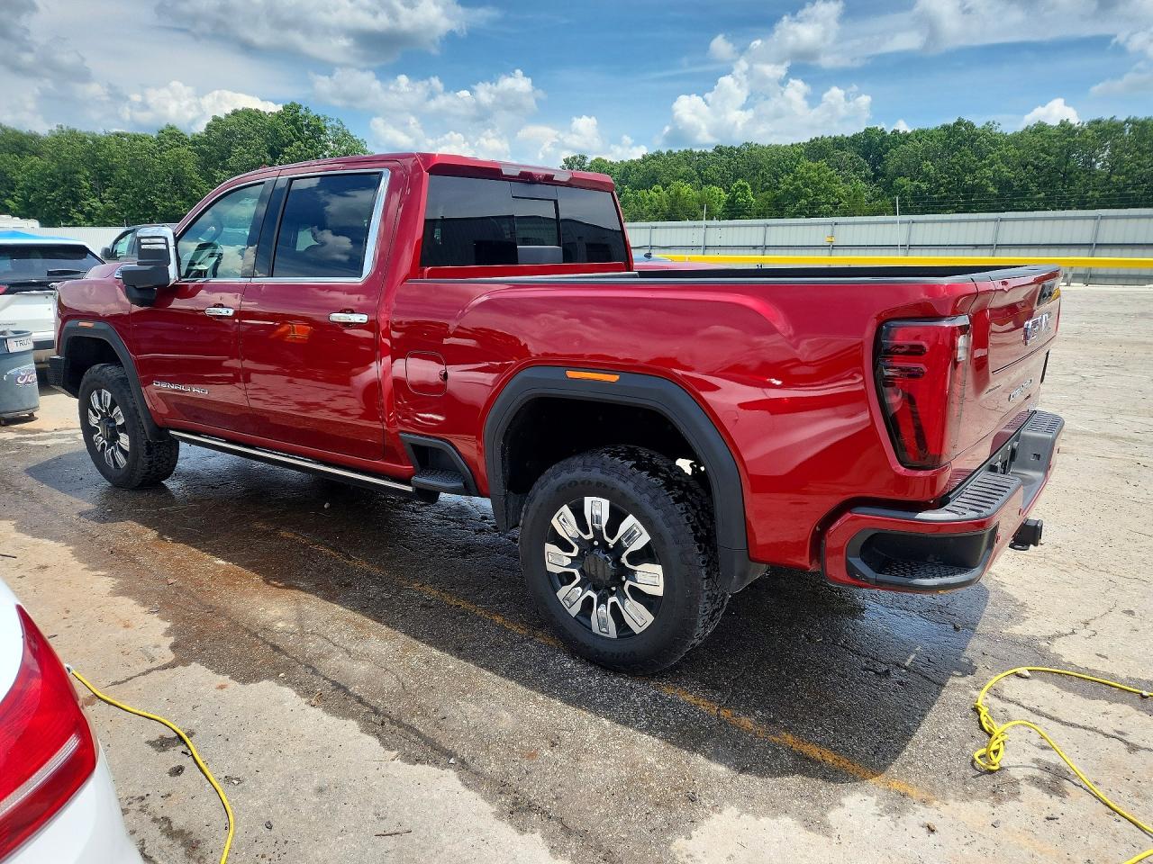 2024 GMC SIERRA K2500 DENALI — снимка 2
