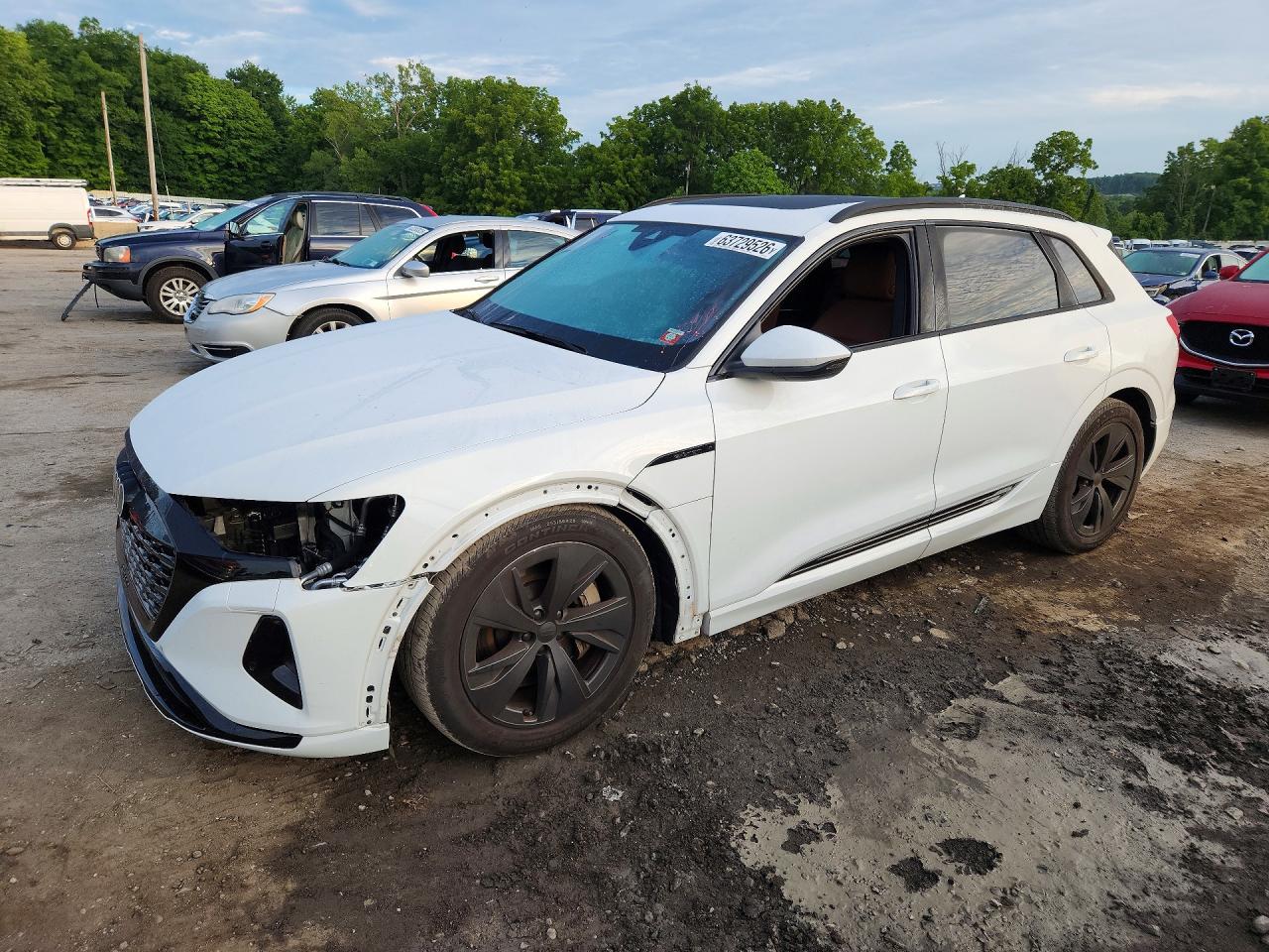 2024 AUDI Q8 E-TRON PREMIUM
