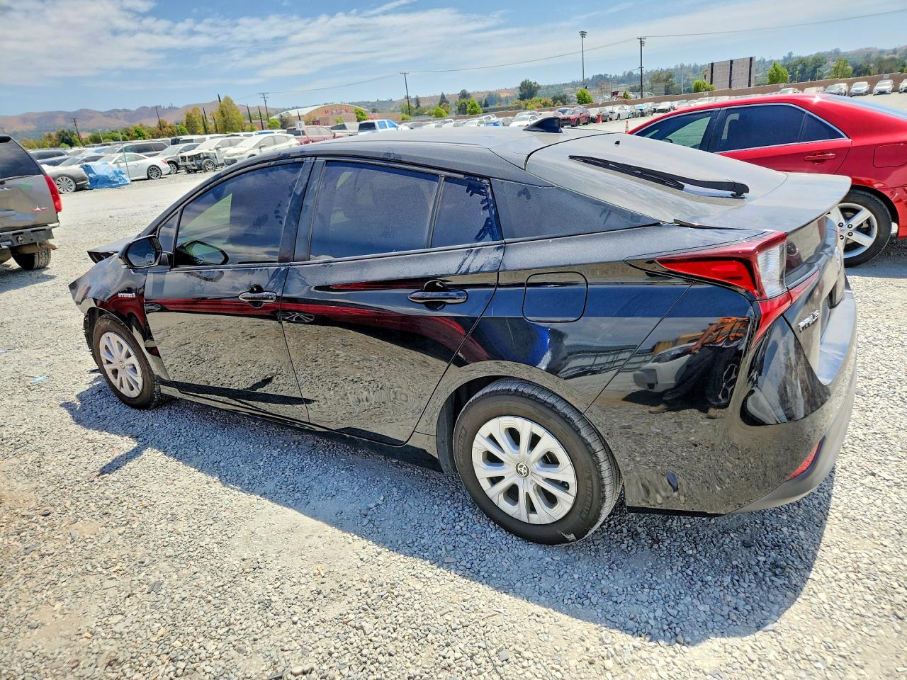 2019 TOYOTA PRIUS LE — снимка 2