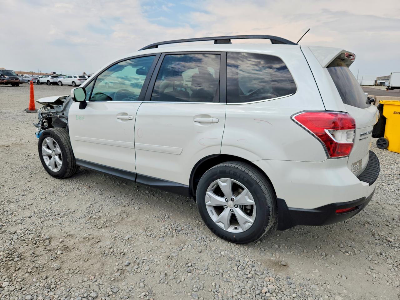 2015 SUBARU FORESTER 2.5I LIMITED — снимка 2