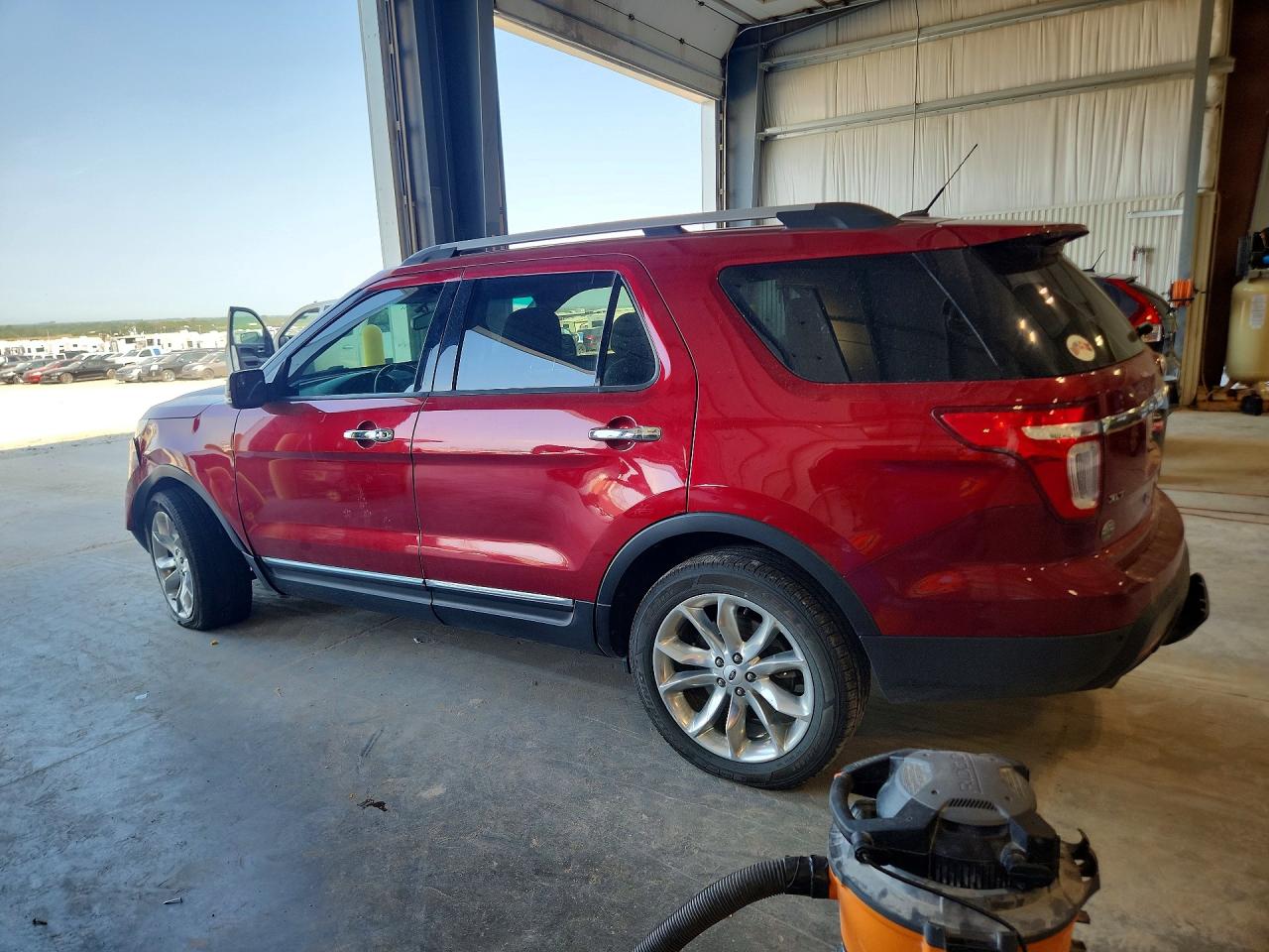 2015 FORD EXPLORER XLT — снимка 2