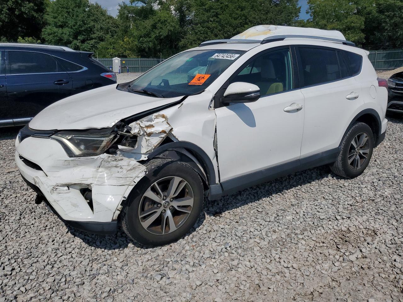 2016 TOYOTA RAV4 XLE