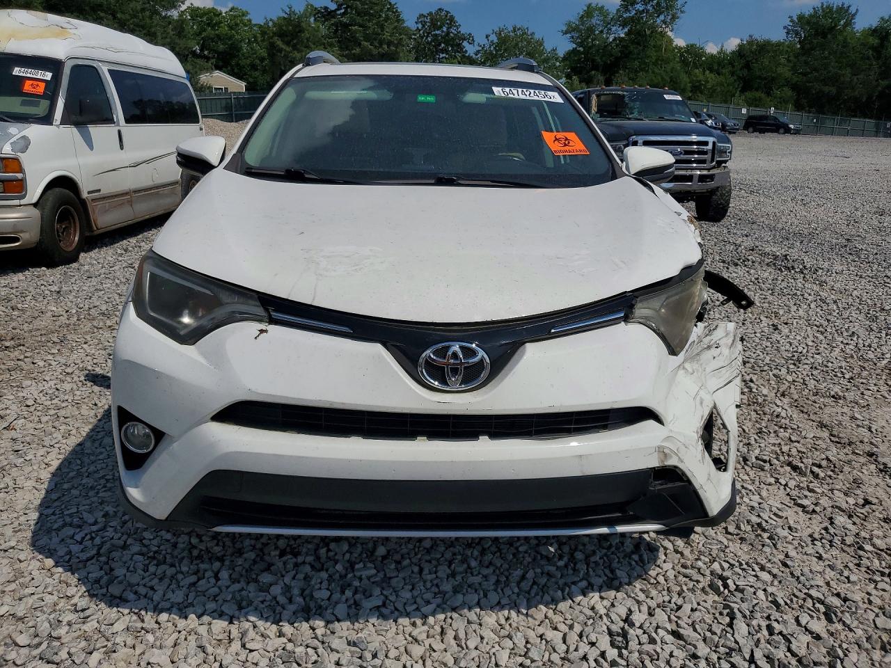 2016 TOYOTA RAV4 XLE — снимка 5
