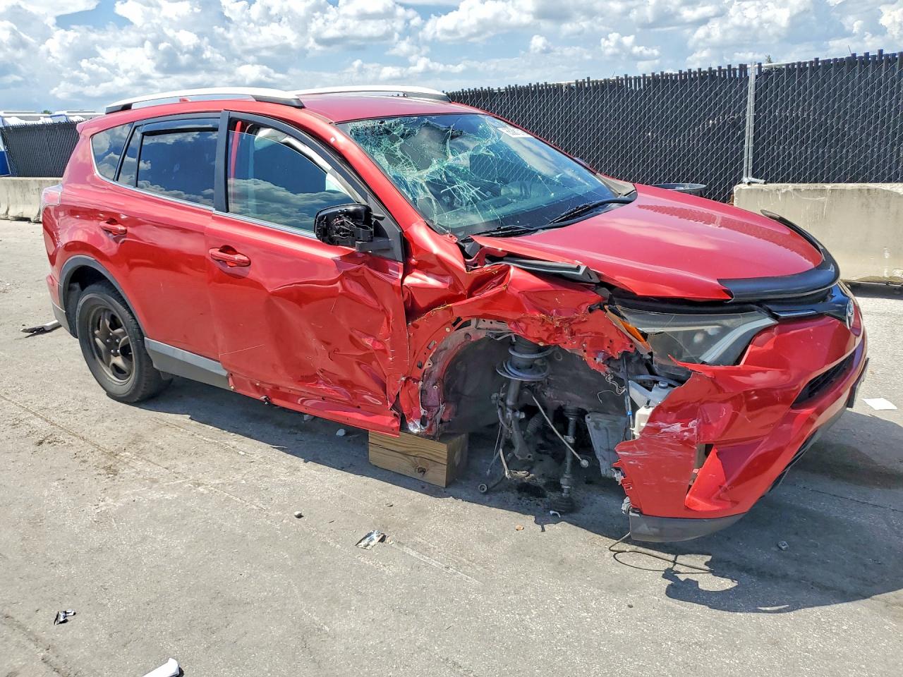 2016 TOYOTA RAV4 LE — снимка 4
