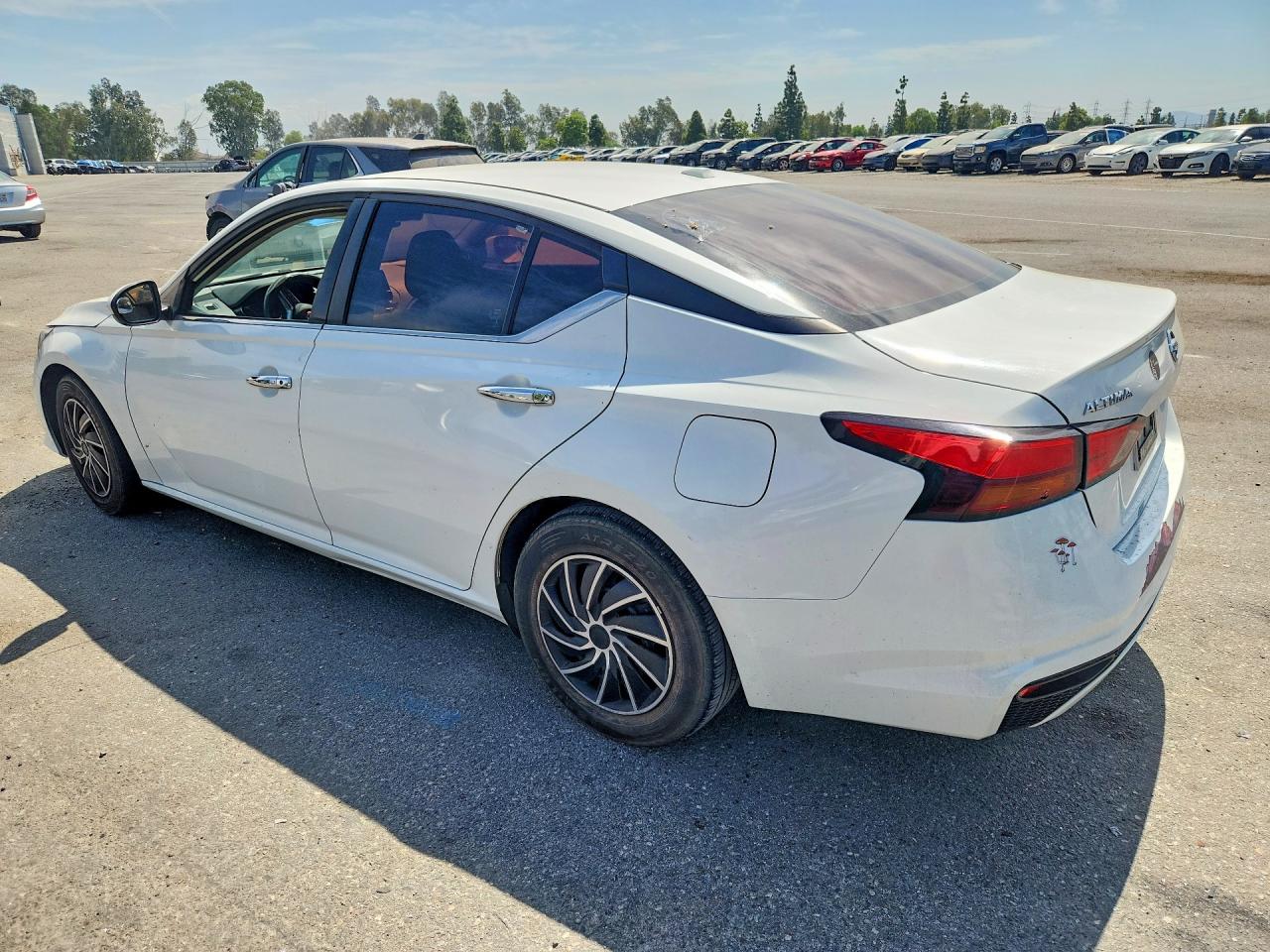 2019 NISSAN ALTIMA S — снимка 2
