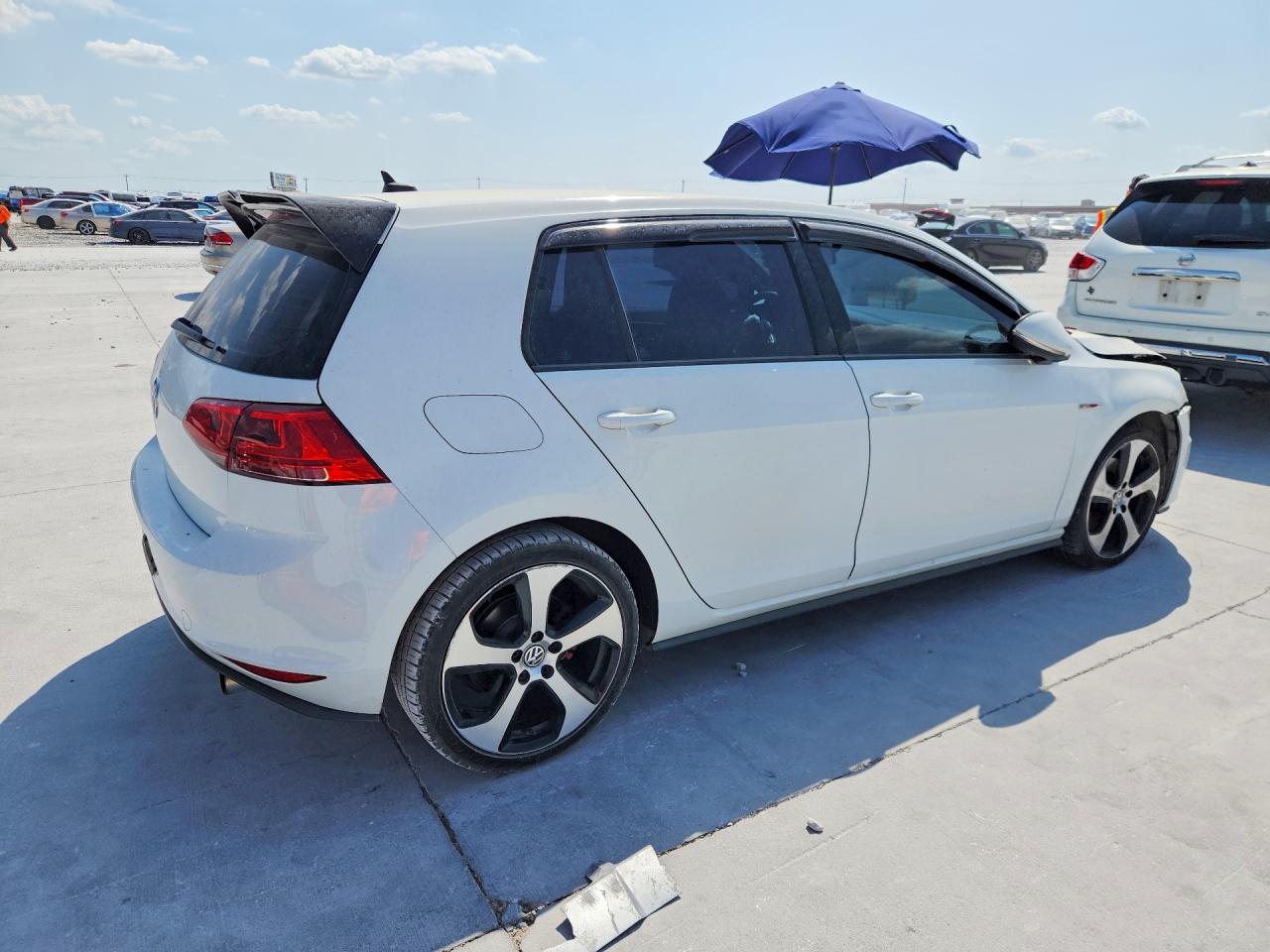 2017 VOLKSWAGEN GTI S — снимка 3