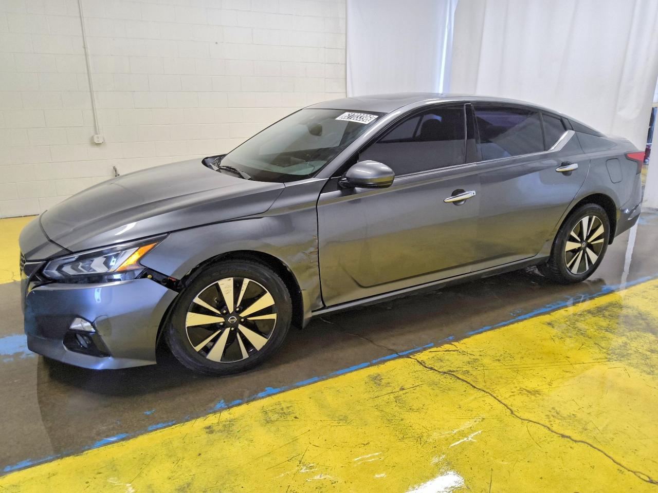 2019 NISSAN ALTIMA SV
