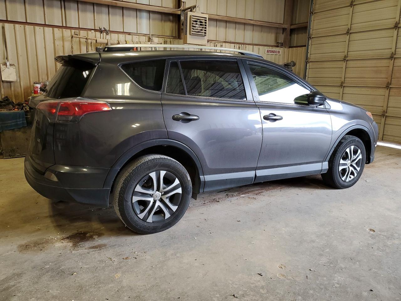 2018 TOYOTA RAV4 LE — снимка 3