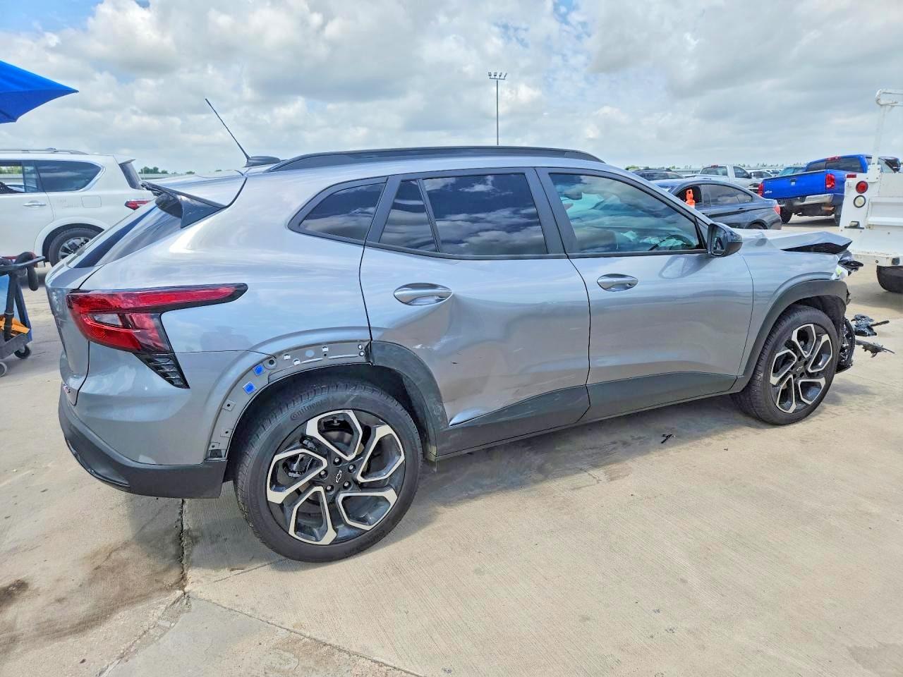 2026 CHEVROLET TRAX 2RS — снимка 3