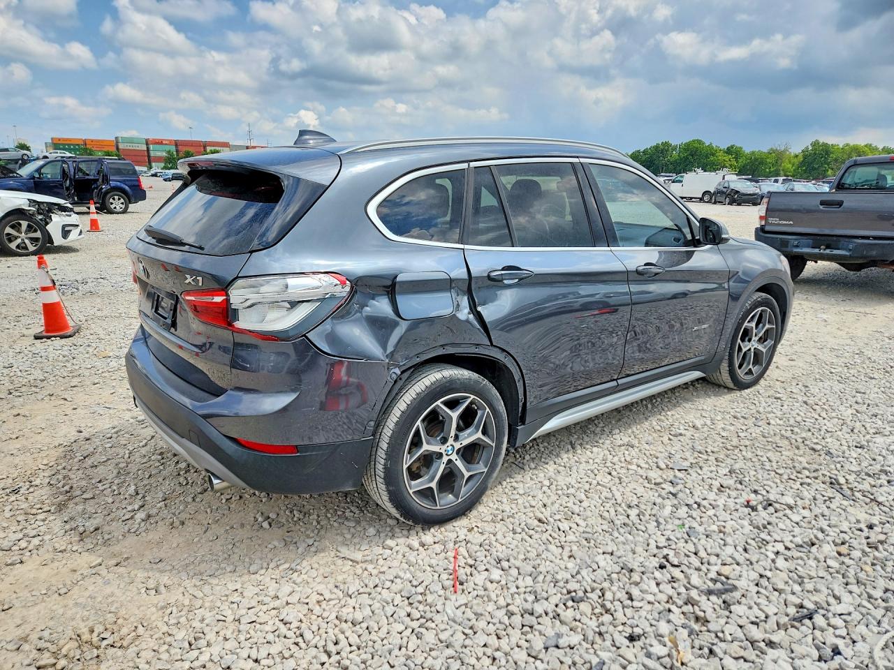 2018 BMW X1 XDRIVE28I — снимка 3