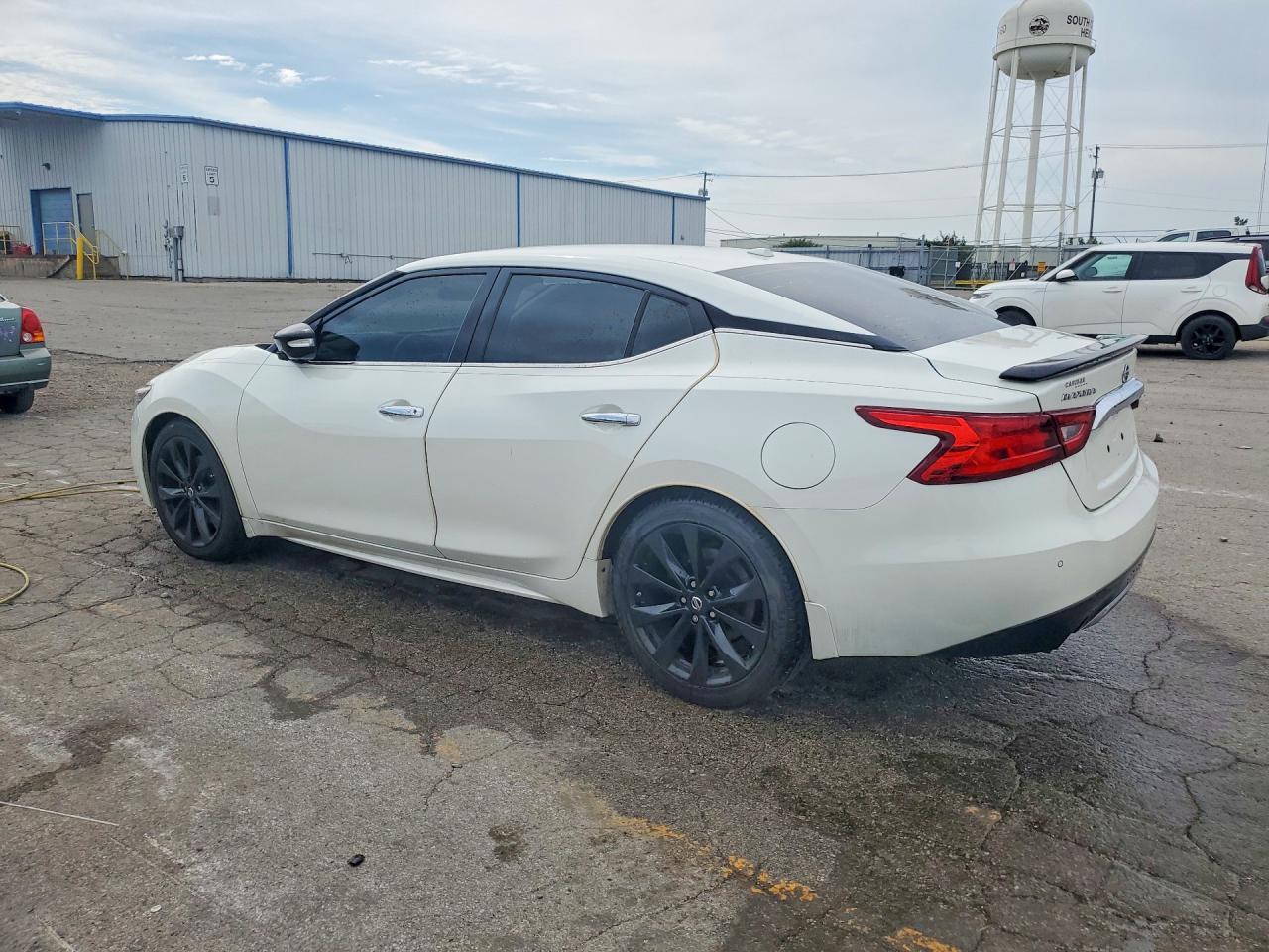 2017 NISSAN MAXIMA 3.5 SR — снимка 2