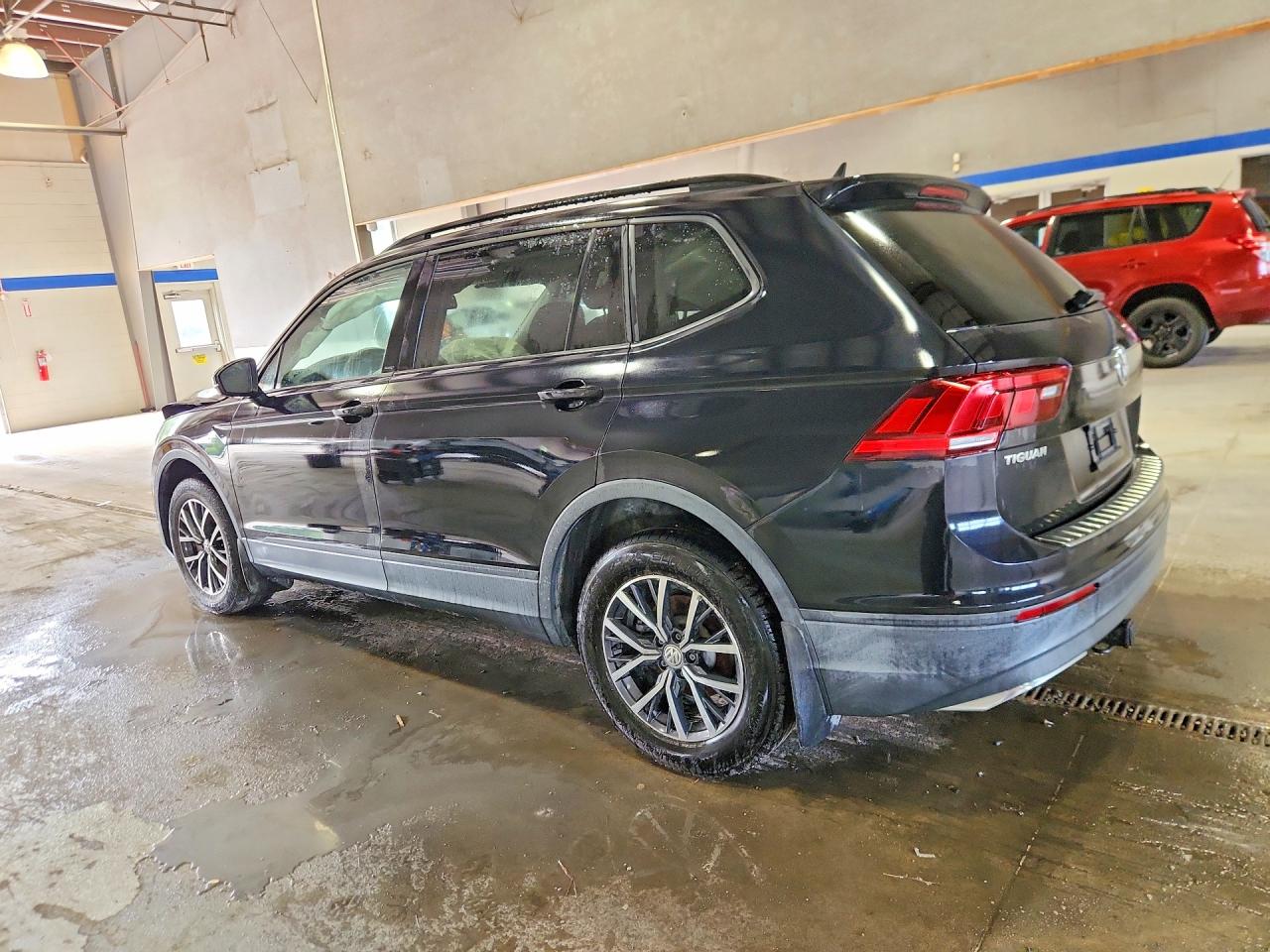 2021 VOLKSWAGEN TIGUAN S — снимка 2