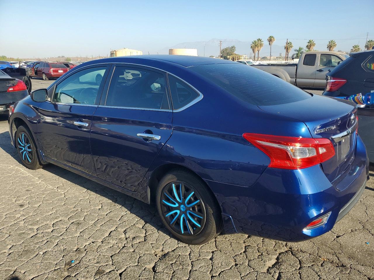 2017 NISSAN SENTRA S — снимка 2