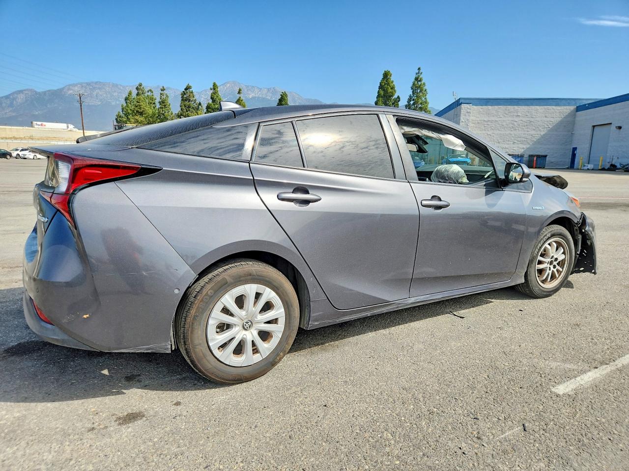 2020 TOYOTA PRIUS LE — снимка 3