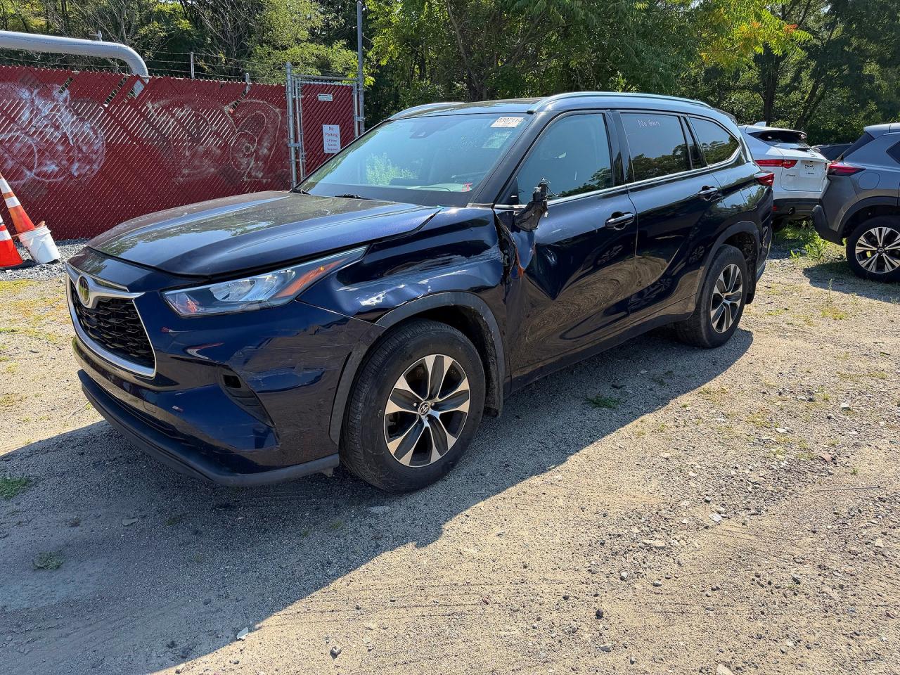 2020 TOYOTA HIGHLANDER XLE — снимка 2