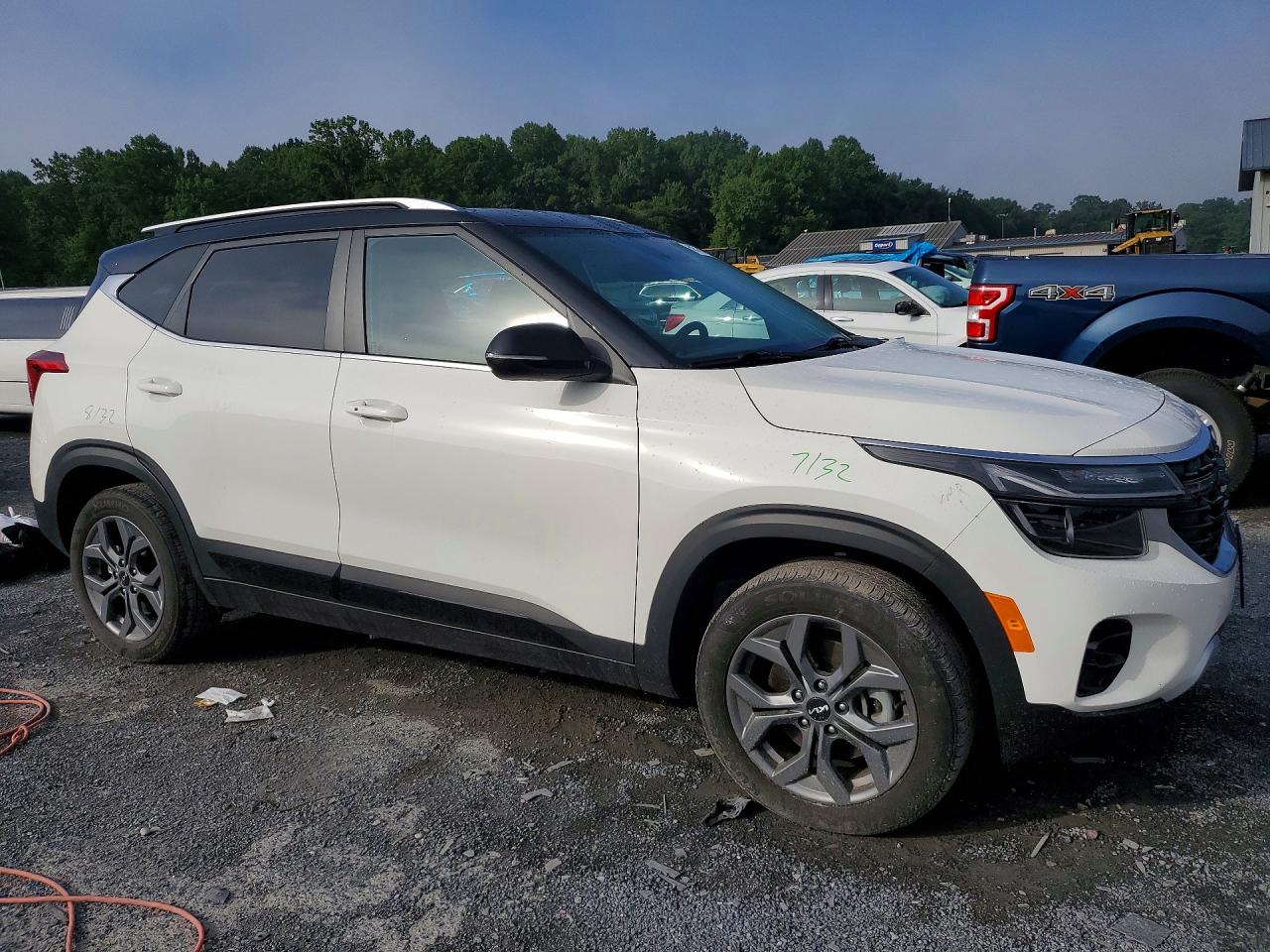 2024 KIA SELTOS S — снимка 4