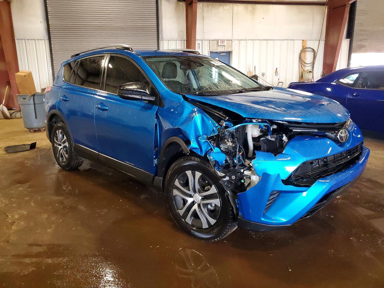 2017 TOYOTA RAV4 LE — снимка 4