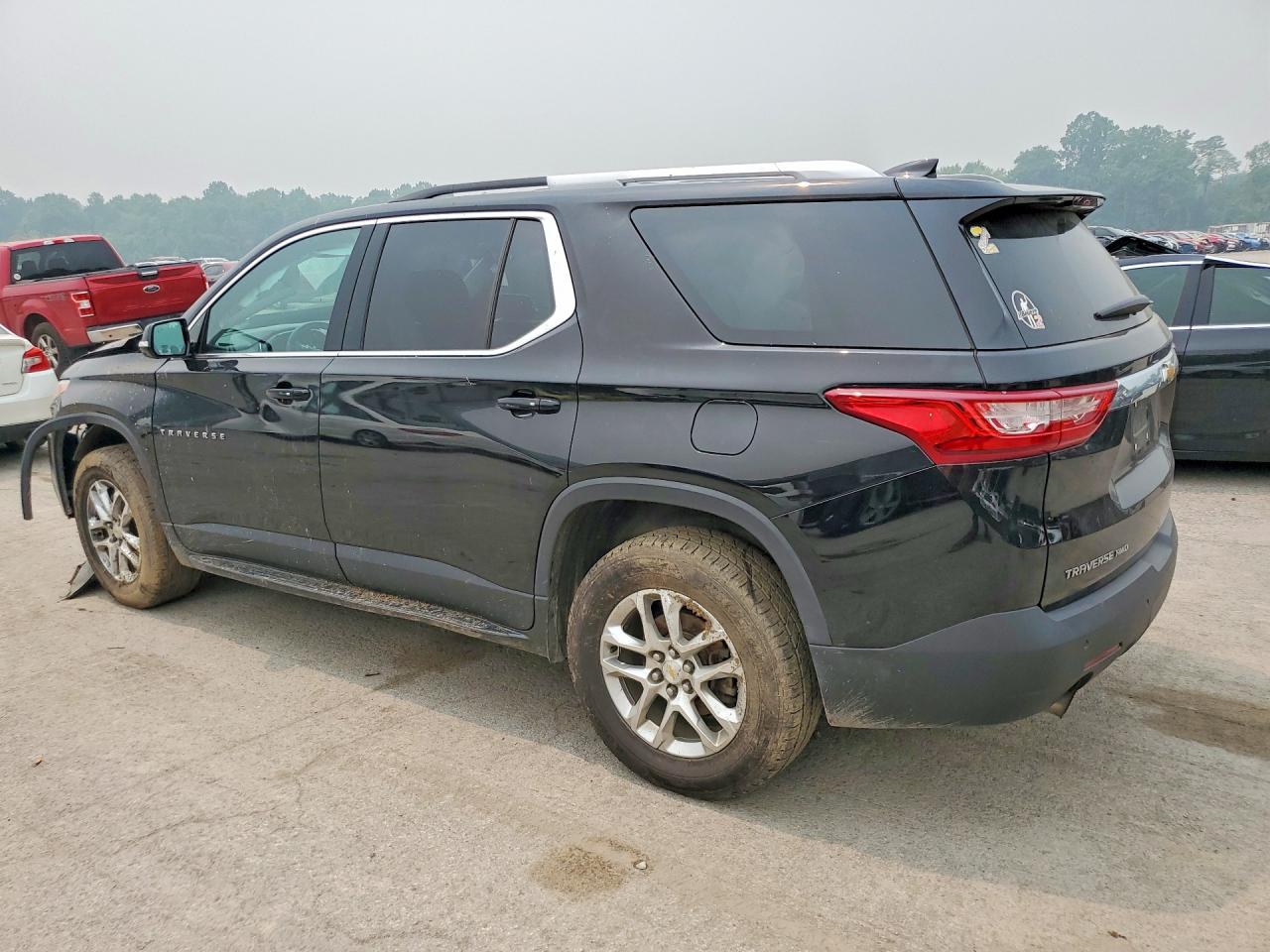 2018 CHEVROLET TRAVERSE LT — снимка 2