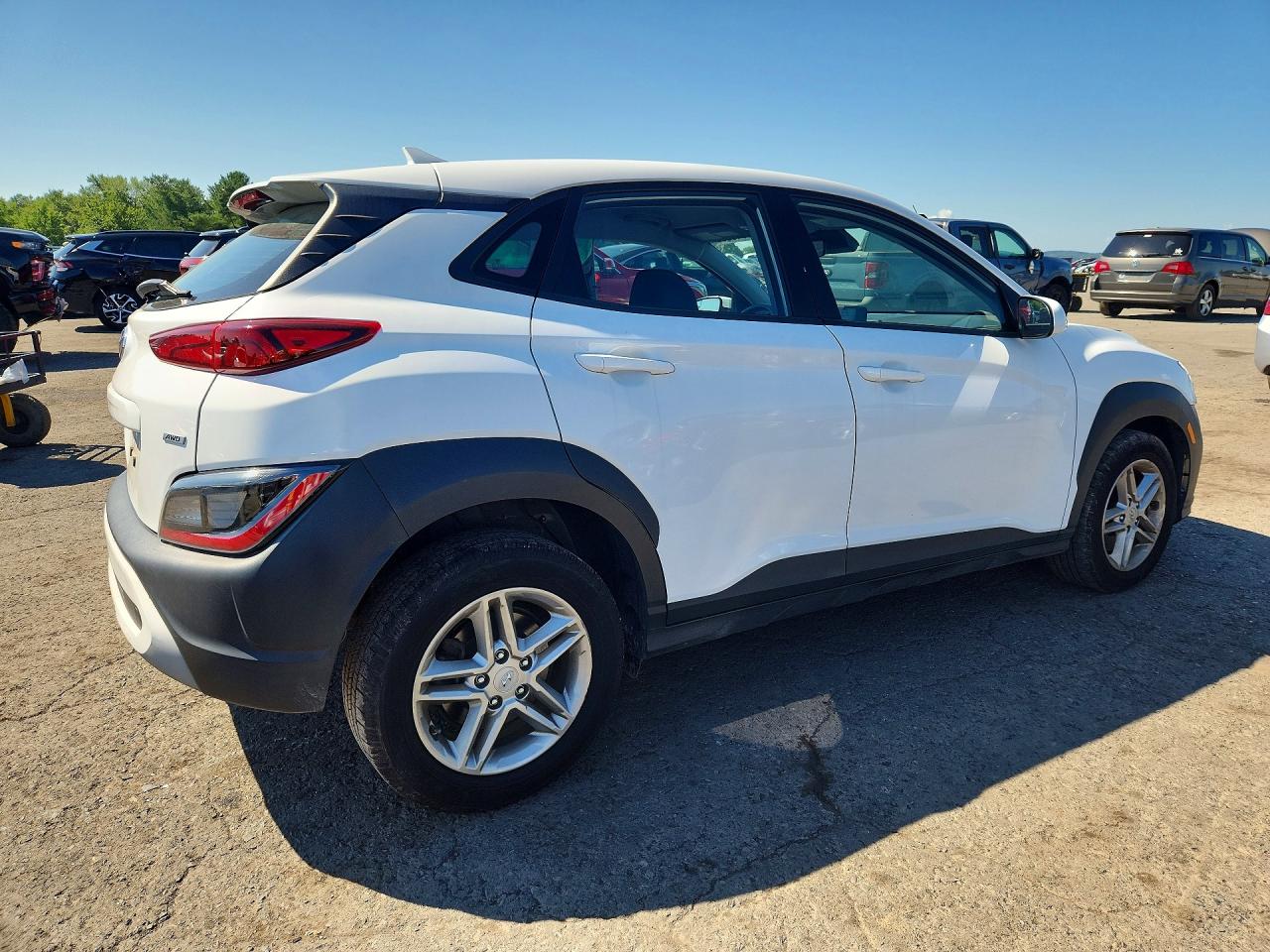 2022 HYUNDAI KONA SE — снимка 3