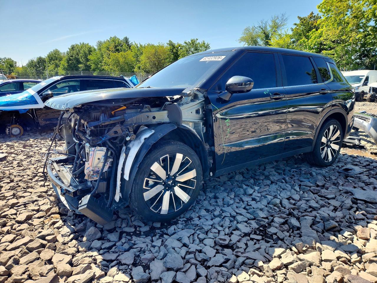2025 MITSUBISHI OUTLANDER SE